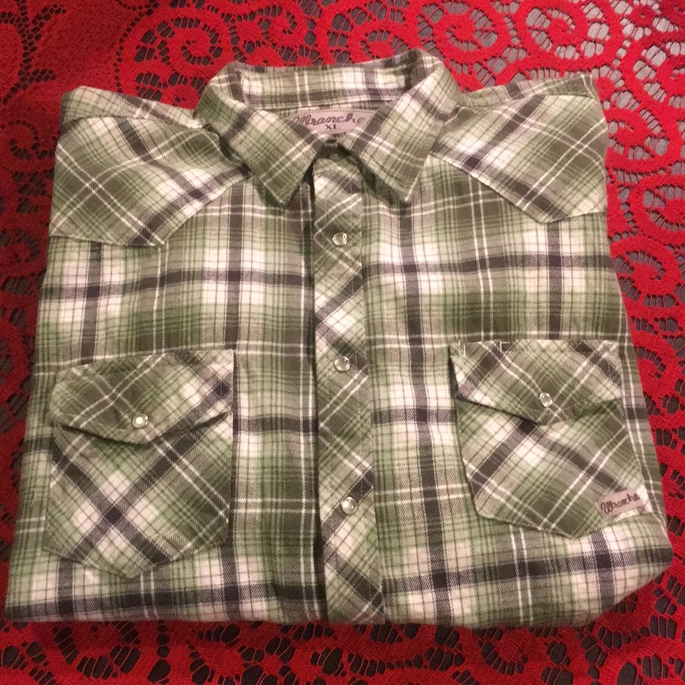 Woman’s Wrangler Flannel Shirt